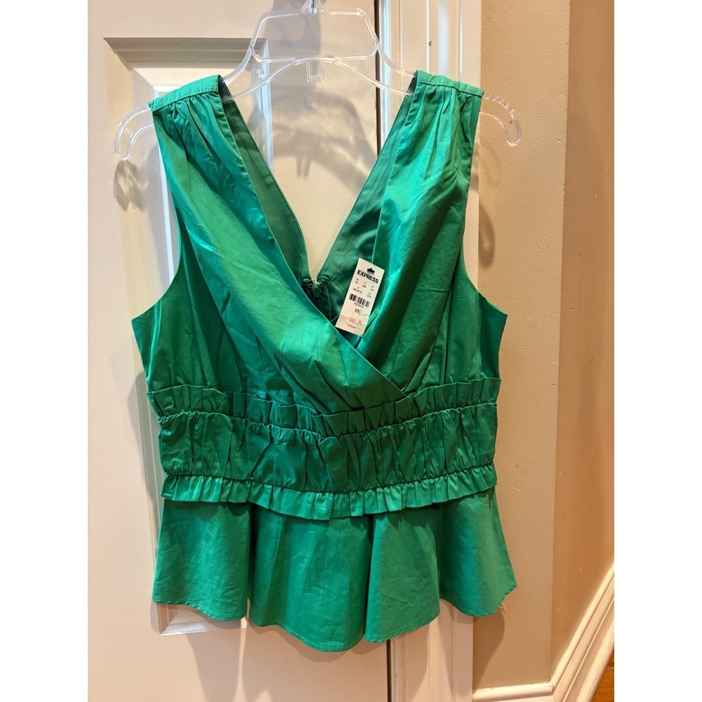 New‎ Express Green Sleeveless Peplum Top V-Neck Ruffle Fitted XS NWT